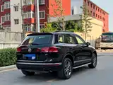 Фото 4 - Volkswagen Touareg