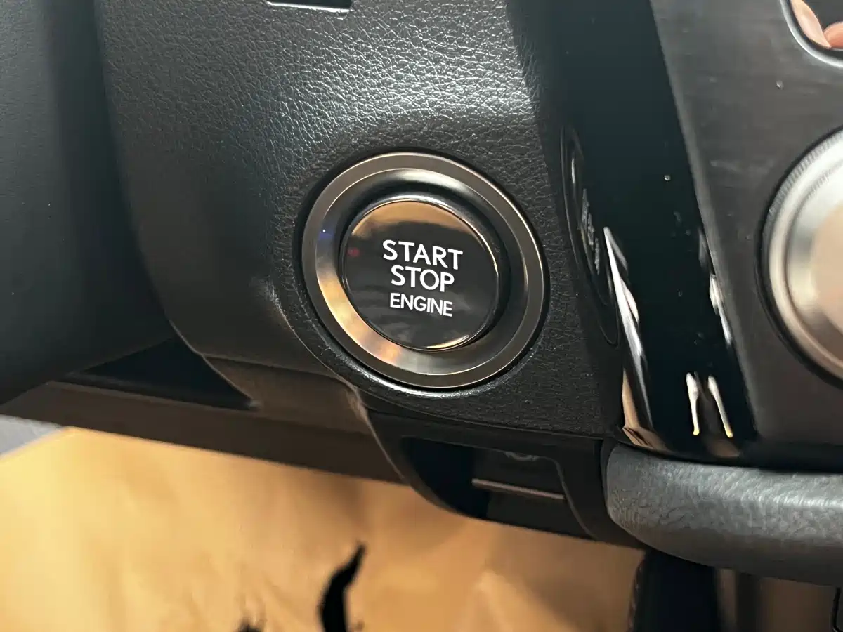 Lexus ES 2022 200 Excellence Edition фото 24