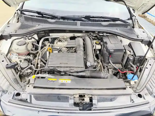 Volkswagen Sagitar 2023 Model Year 280TSI DSG Surpass Edition — фото 3