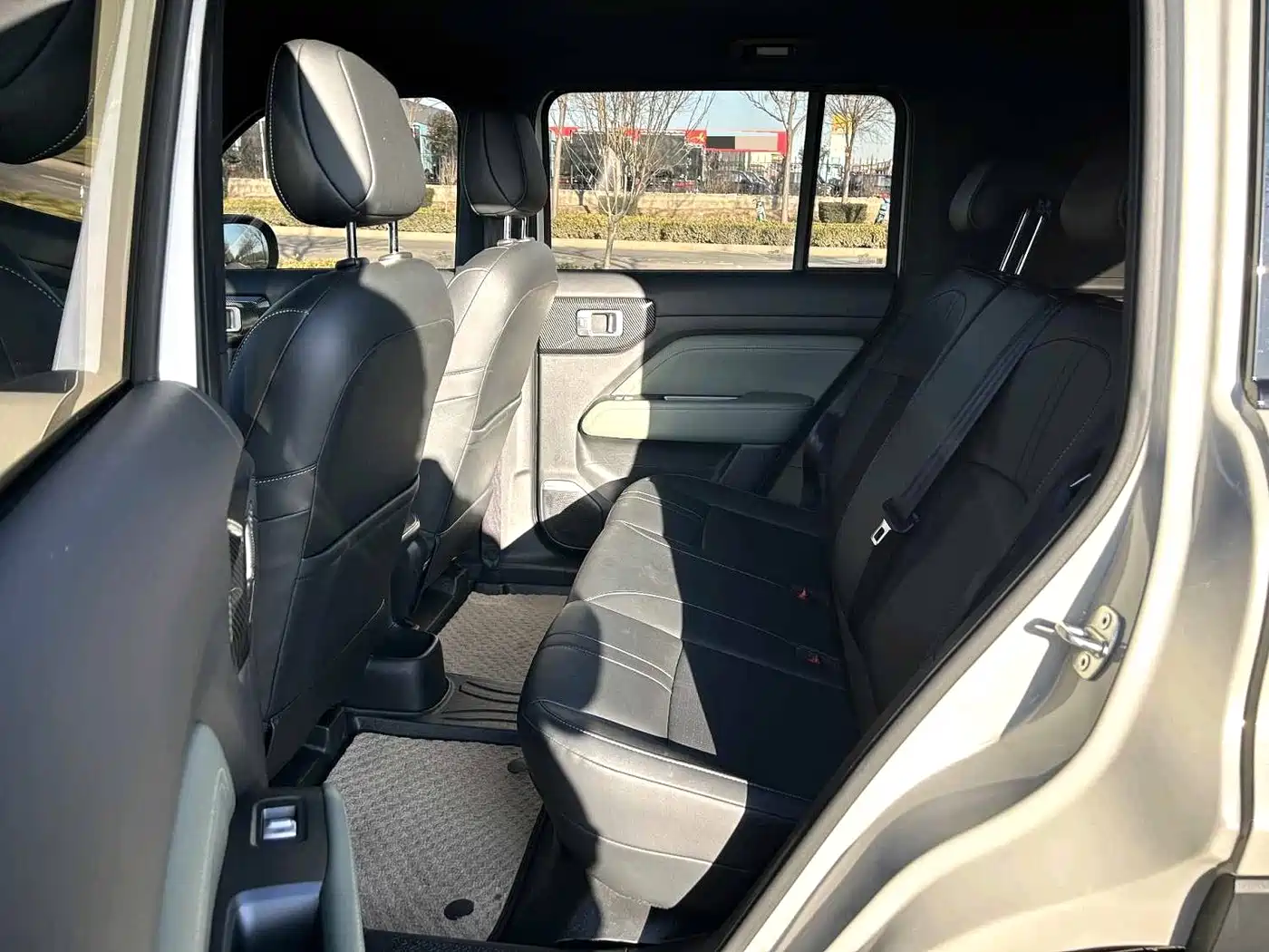 BAOJUN YUE ALSO PLUS