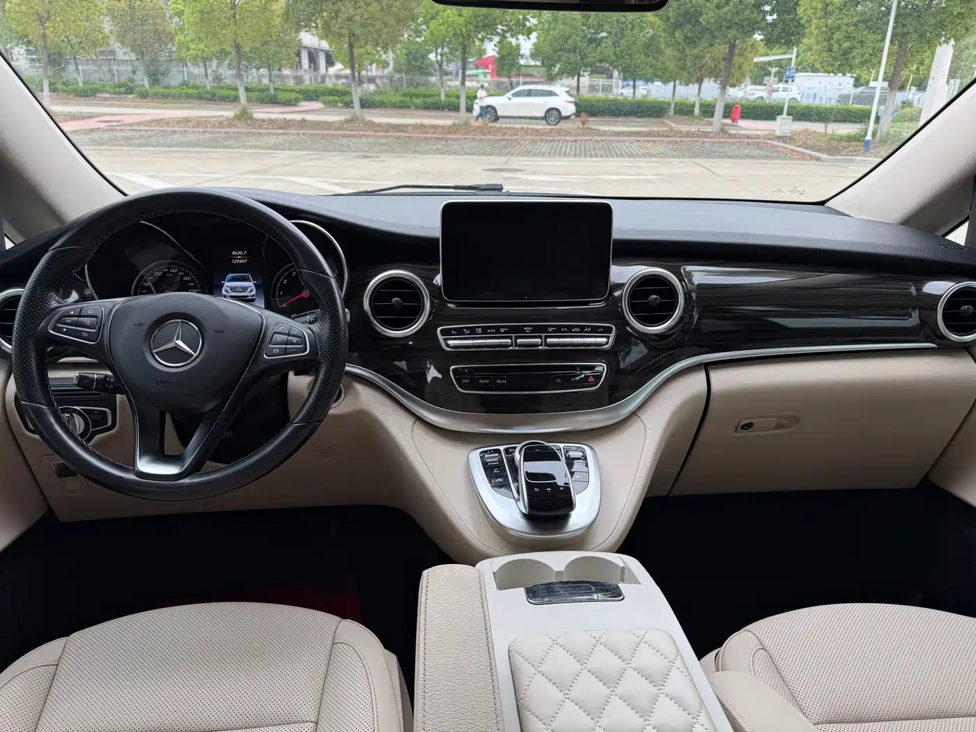 Mercedes-Benz V-Class 2018 V 260 Navigator Edition China VI фото 5