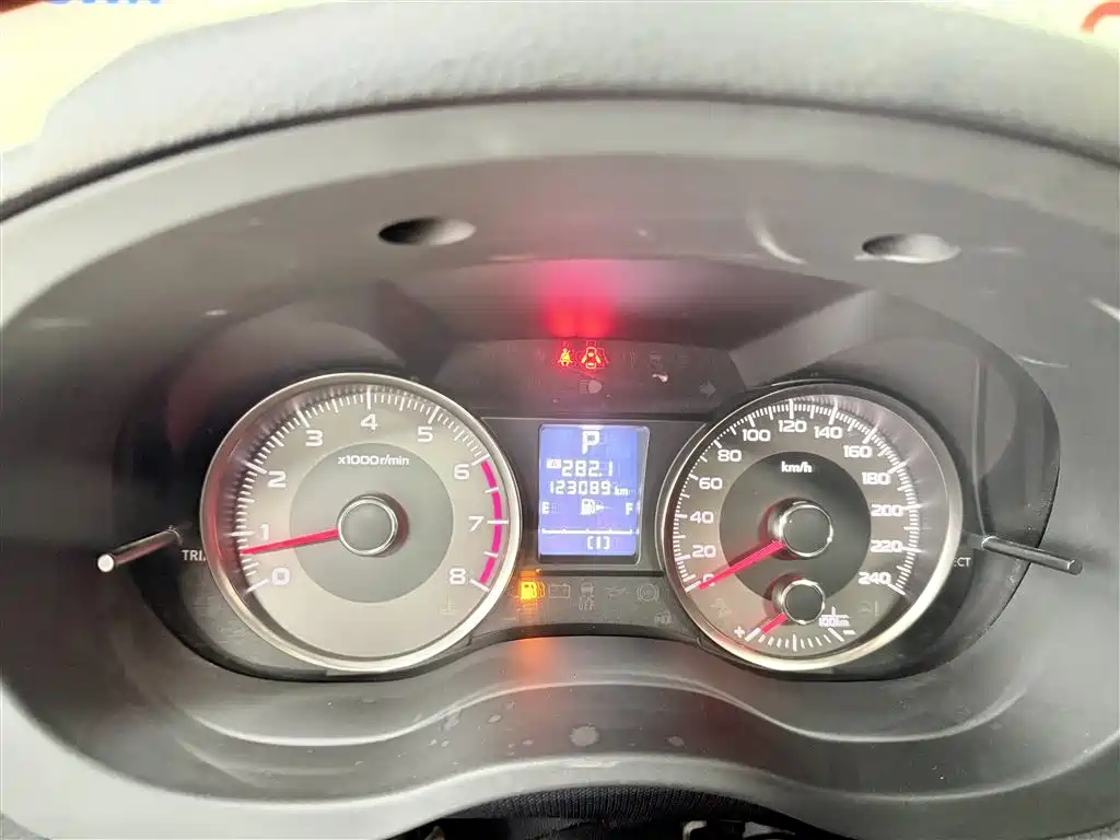 Subaru Forester 2014 2.5i Automatic Elite Edition фото 9