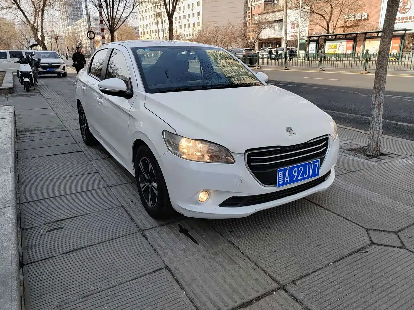 Peugeot 301 2014 2014 1.6L Manual Comfort Edition