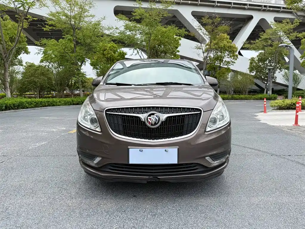 Buick GL8 2017 25S Comfort China V фото 2