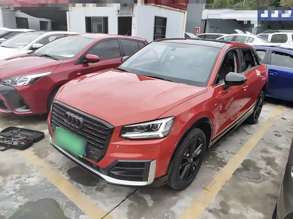 Audi Q2L 2018 35 TFSI Fashion Dynamic China VI фото 2