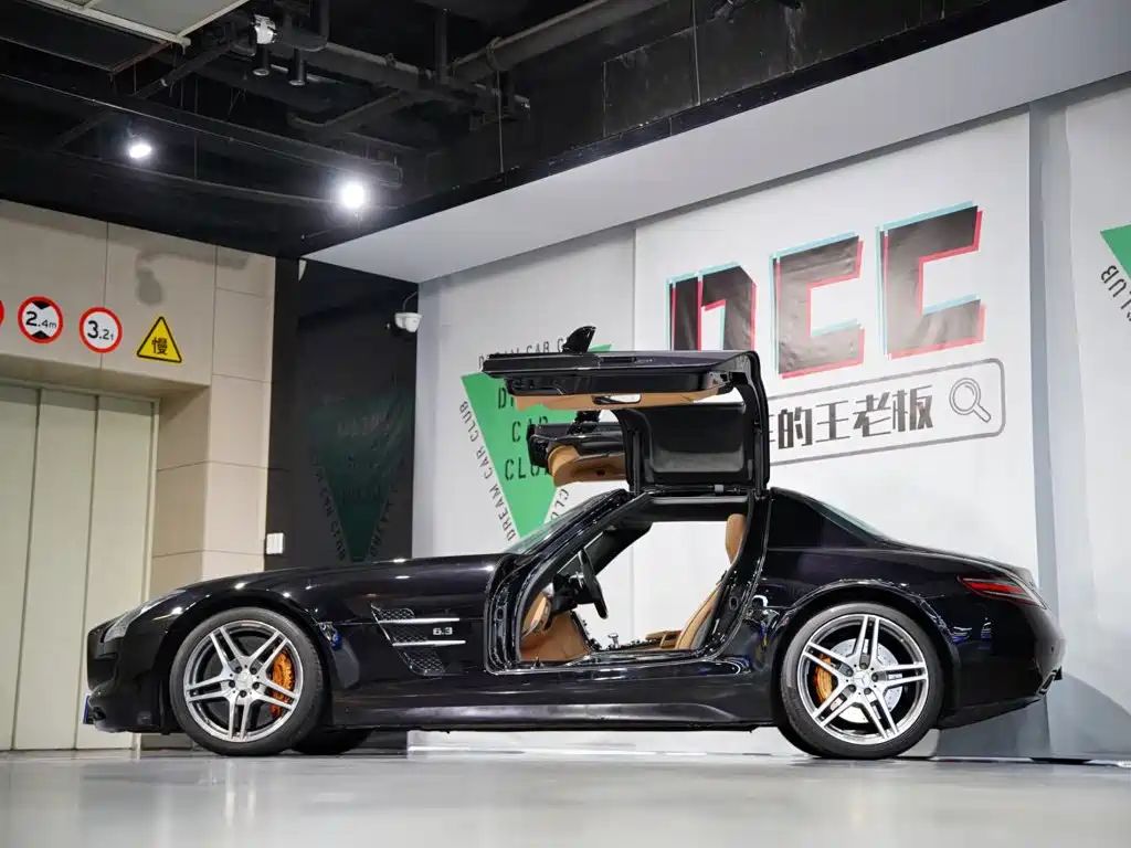 Mercedes-Benz SLS AMG 2013 2011 SLS AMG