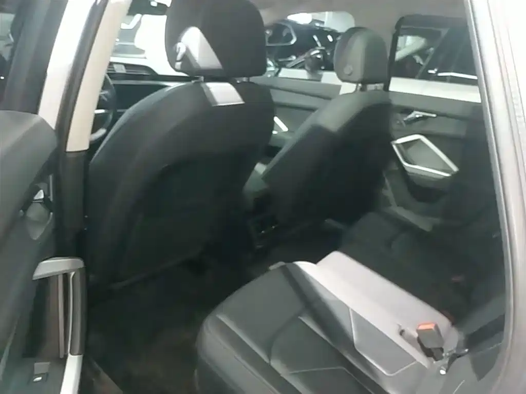 Audi Q3 2021 35 TFSI Progressive Elegance фото 17