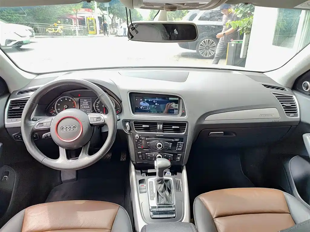 Audi Q5 2018 Collector's Edition 40 TFSI Progressive фото 10