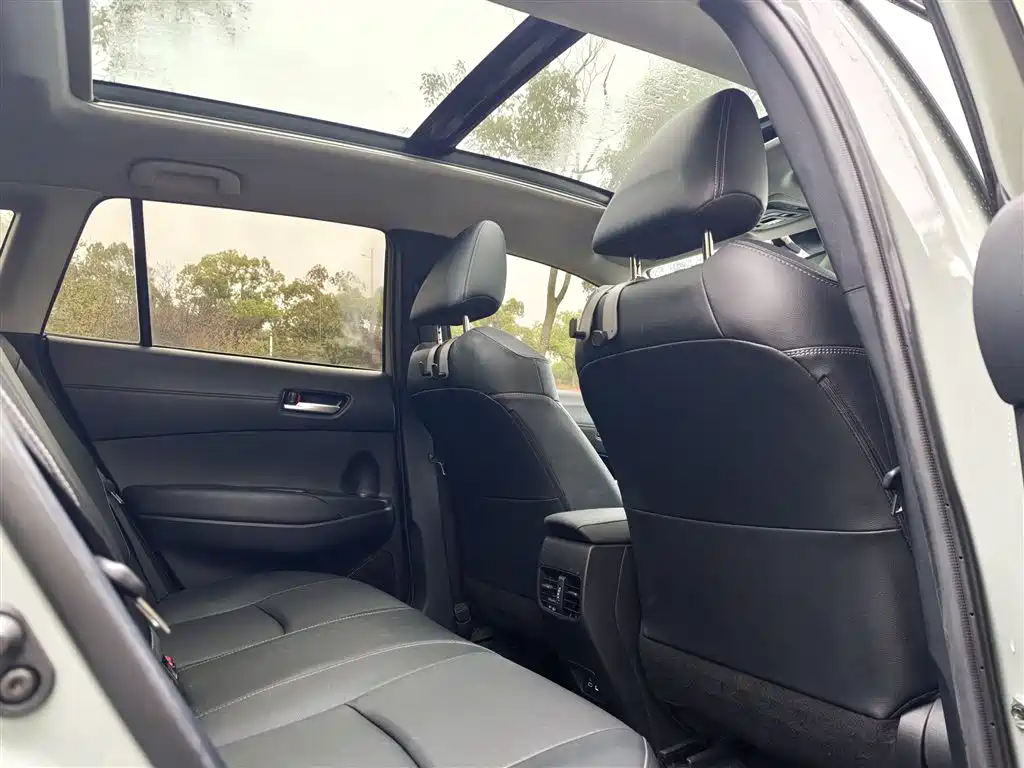 Toyota Corolla Cross 2022 2.0L Flagship Edition фото 18
