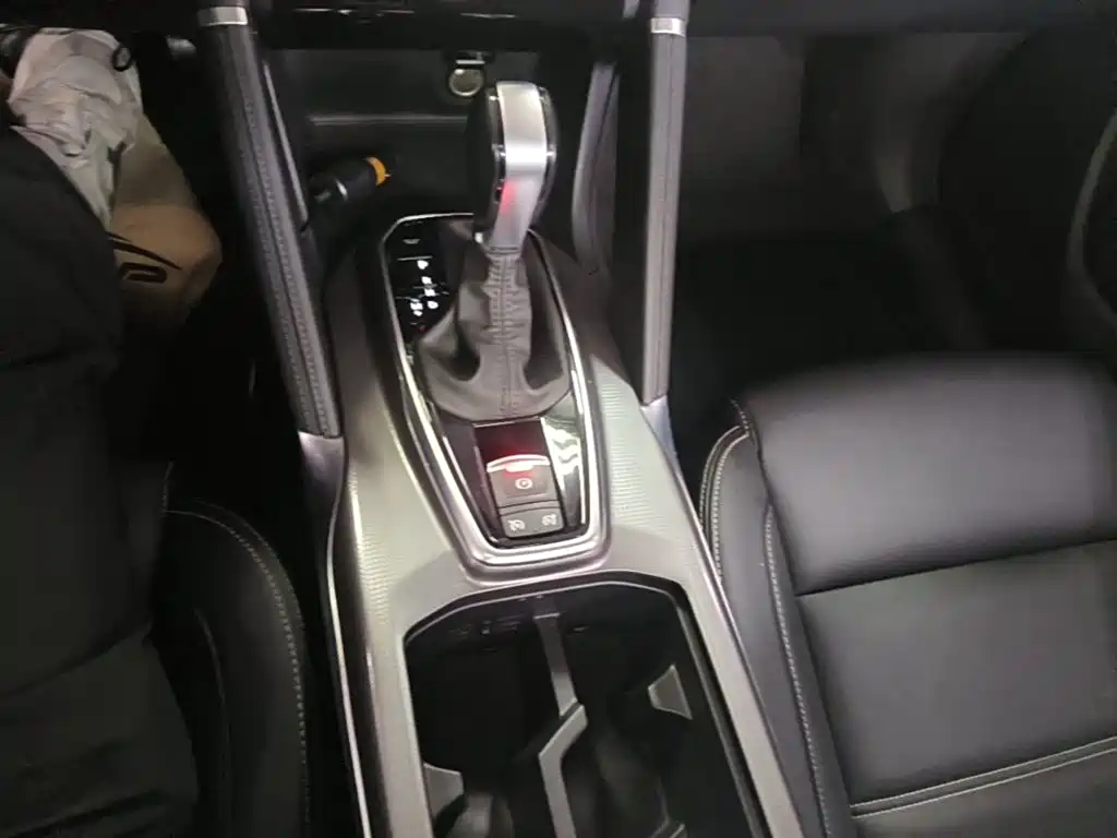 Renault Koleos 2018 2018 2.0L 2WD Luxury Edition
