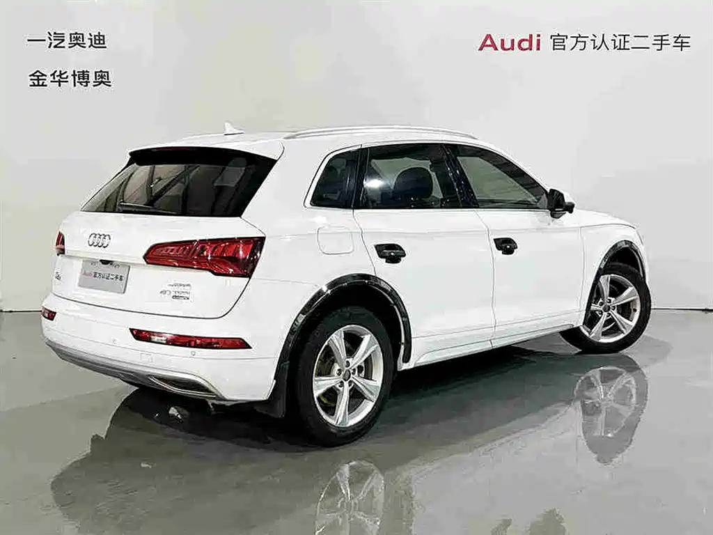 Audi Q5L 2020 Facelift 40 TFSI Honor Progressive фото 4