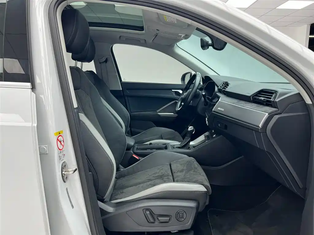 Audi Q3 2022 35 TFSI Progressive Dynamic фото 16