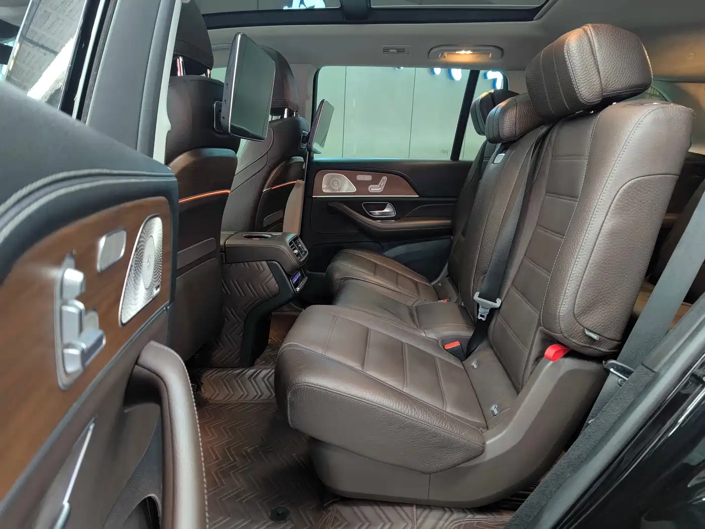 Mercedes-Benz GLS 2021 Facelift GLS 450 4MATIC Luxury фото 13