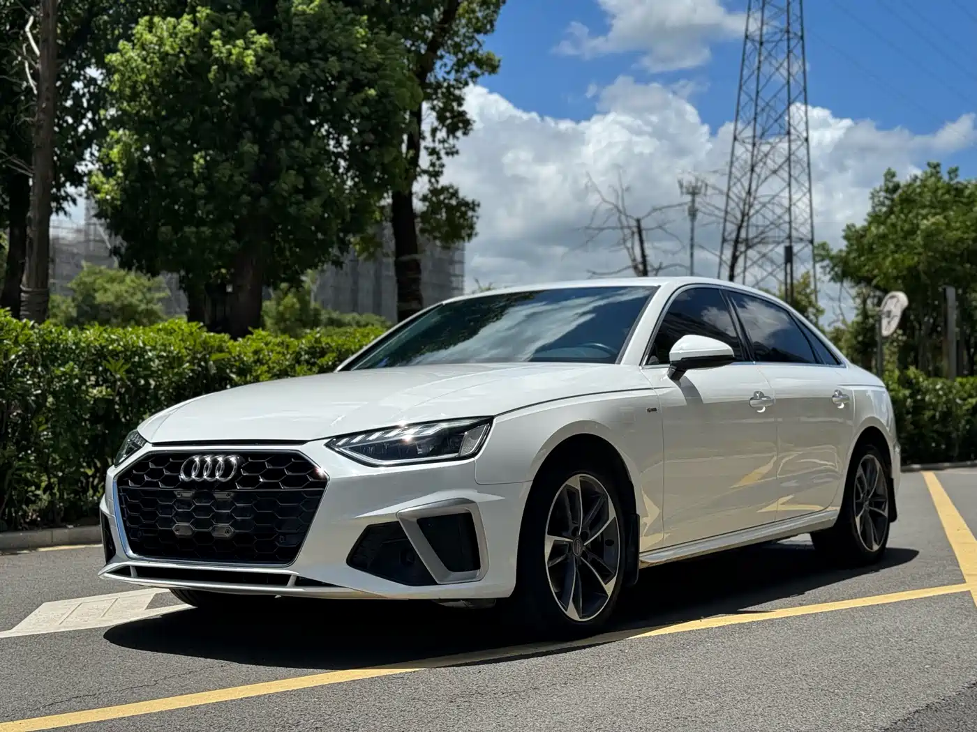 Audi A4L 2020 40 TFSI Fashion Dynamic Edition фото 14