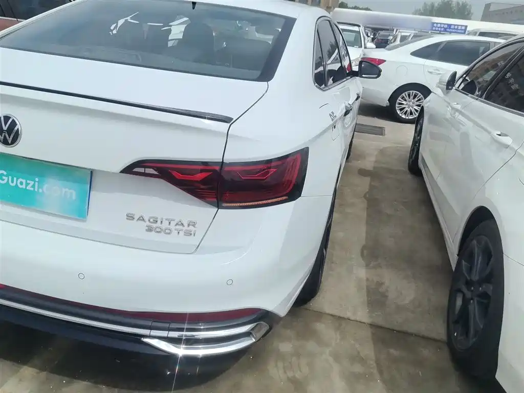 Volkswagen Sagitar 2023 Model Year 280TSI DSG Surpass Edition фото 24