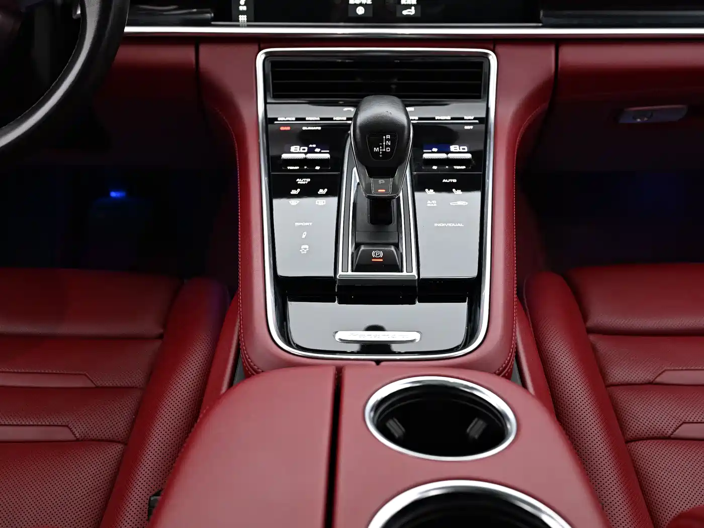 Porsche Panamera 2020 Panamera 10th Anniversary Edition 2.9T фото 12