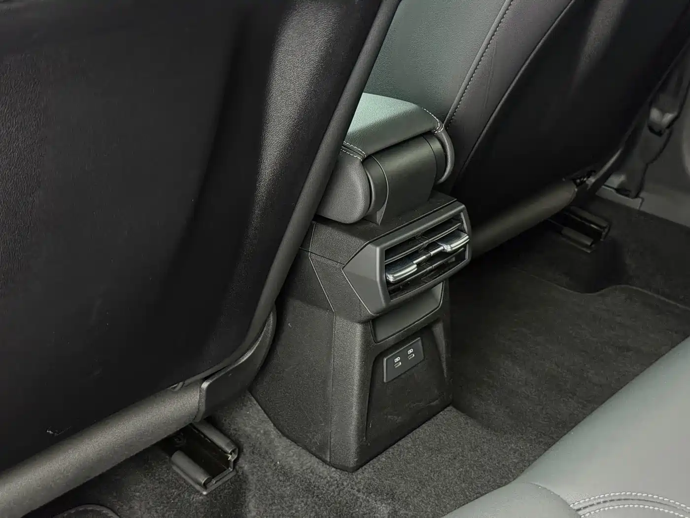 Audi A3 2023 Facelift Sportback 35 TFSI Fashion Sport фото 17