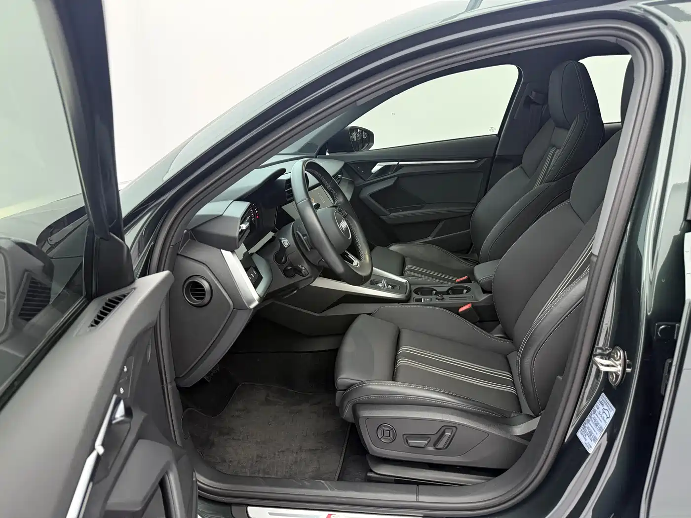 Audi A3 2023 Facelift Sportback 35 TFSI Fashion Sport фото 22