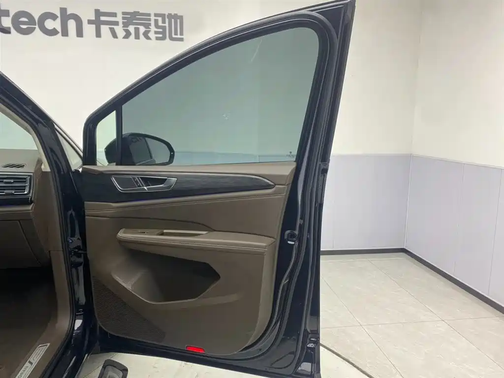 Volkswagen Viloran 2023 Facelift 380TSI Prestige Edition фото 26