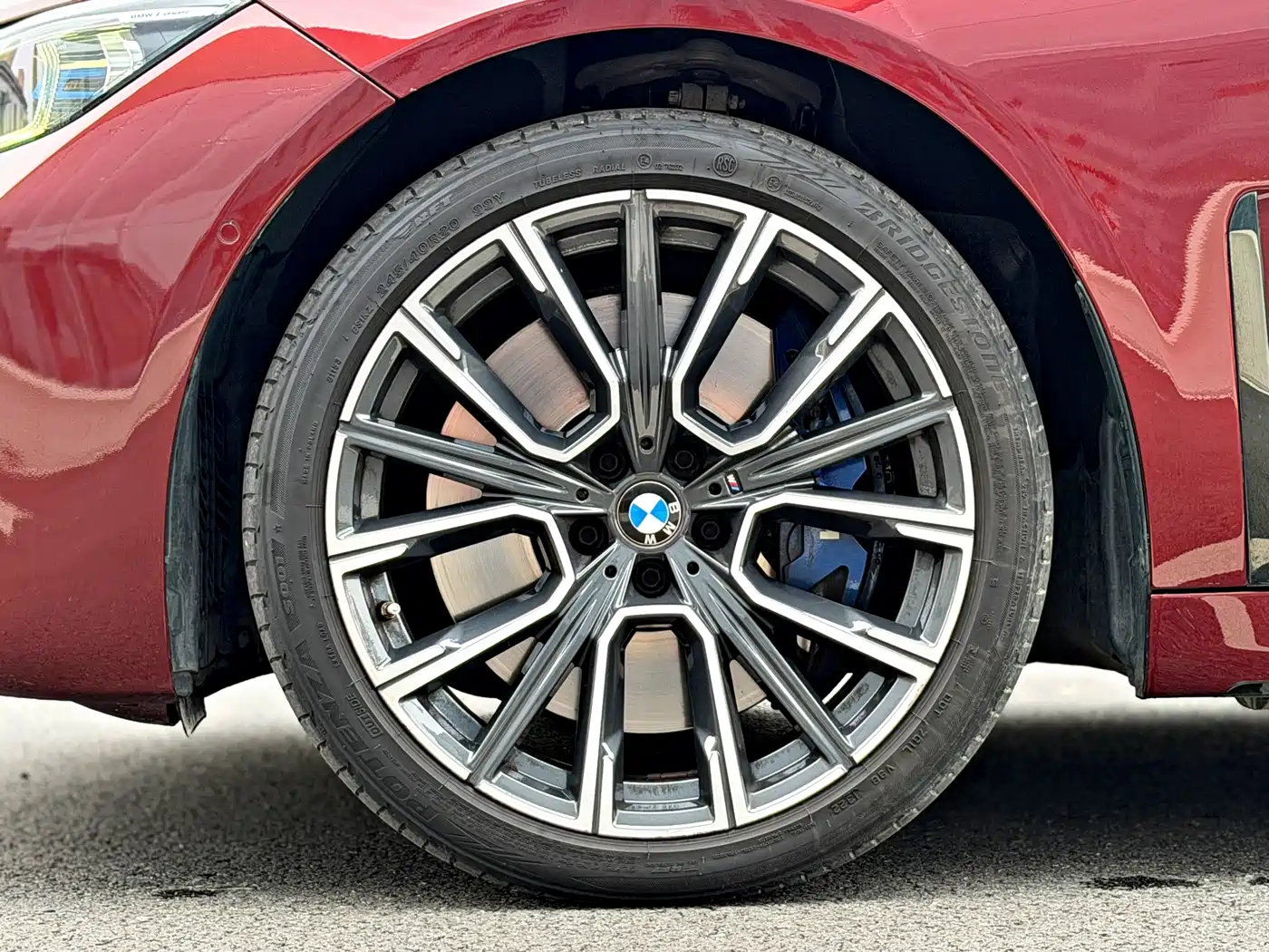BMW 7 Series 2019 740Li xDrive Executive M Sport Package фото 15
