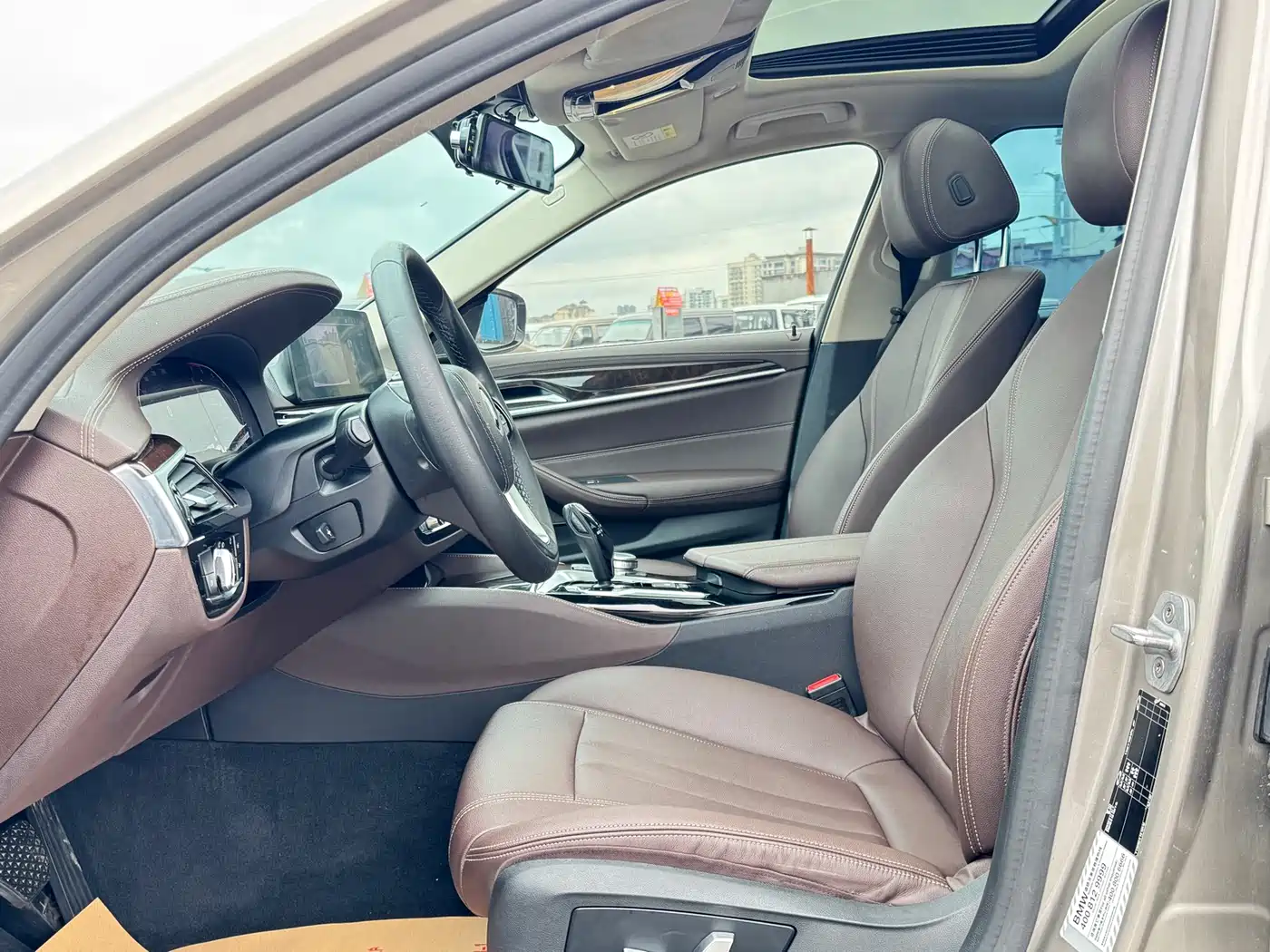 BMW 5 Series 2020 525Li Luxury Package фото 8