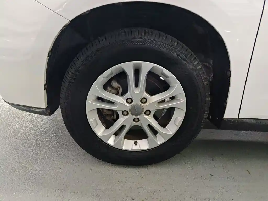 Haval M6 2017 2017 1.5T Automatic 2WD Premium