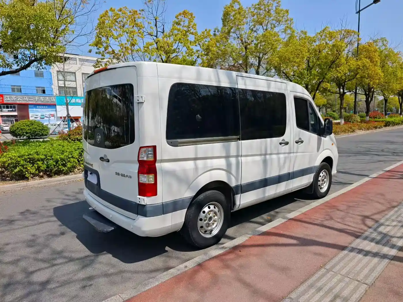 Photo 3 - Foton Tuyano