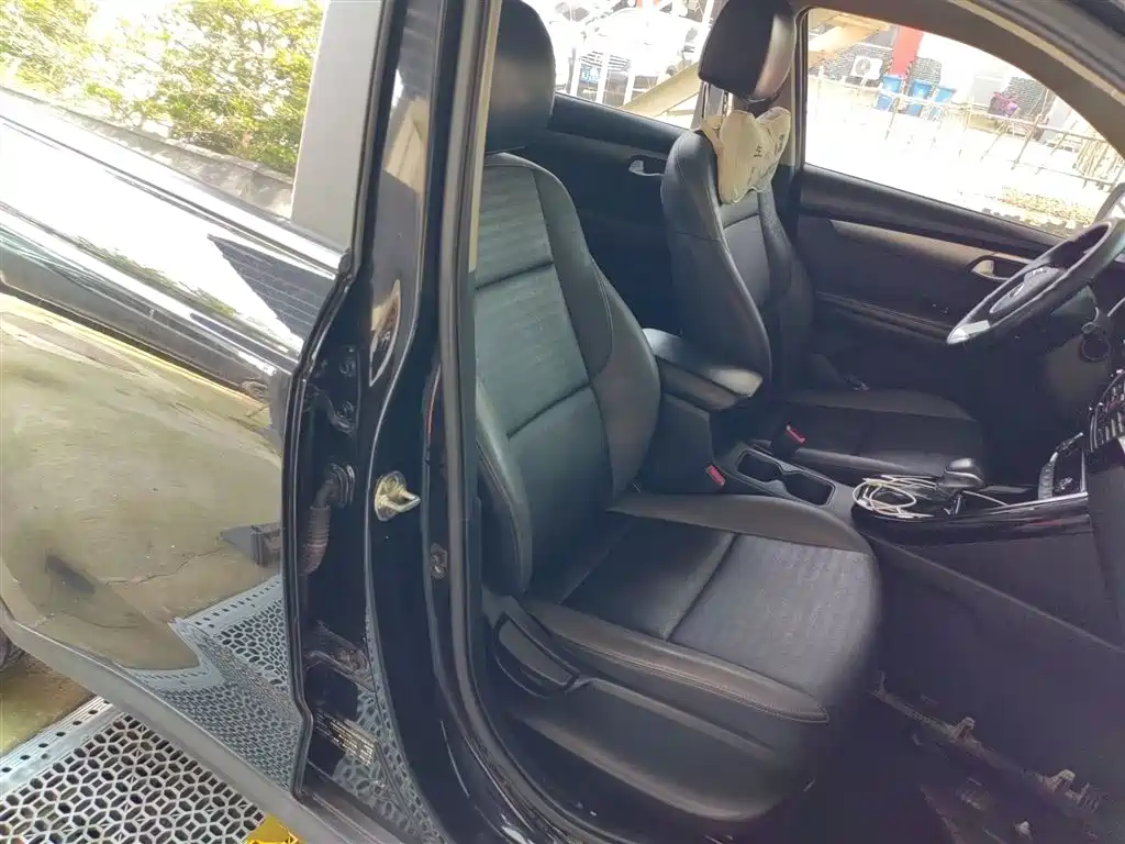 Kia Sportage 2018 2.0L Automatic Smart Luxury (China V) фото 25