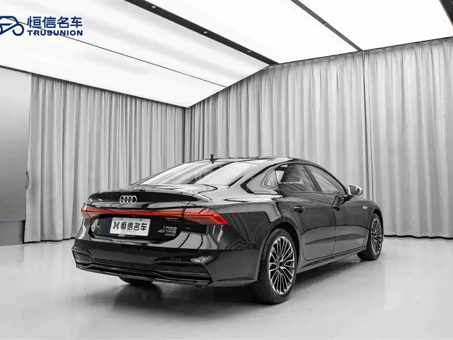 Audi A7L 2024 45 TFSI Luxury фото 5
