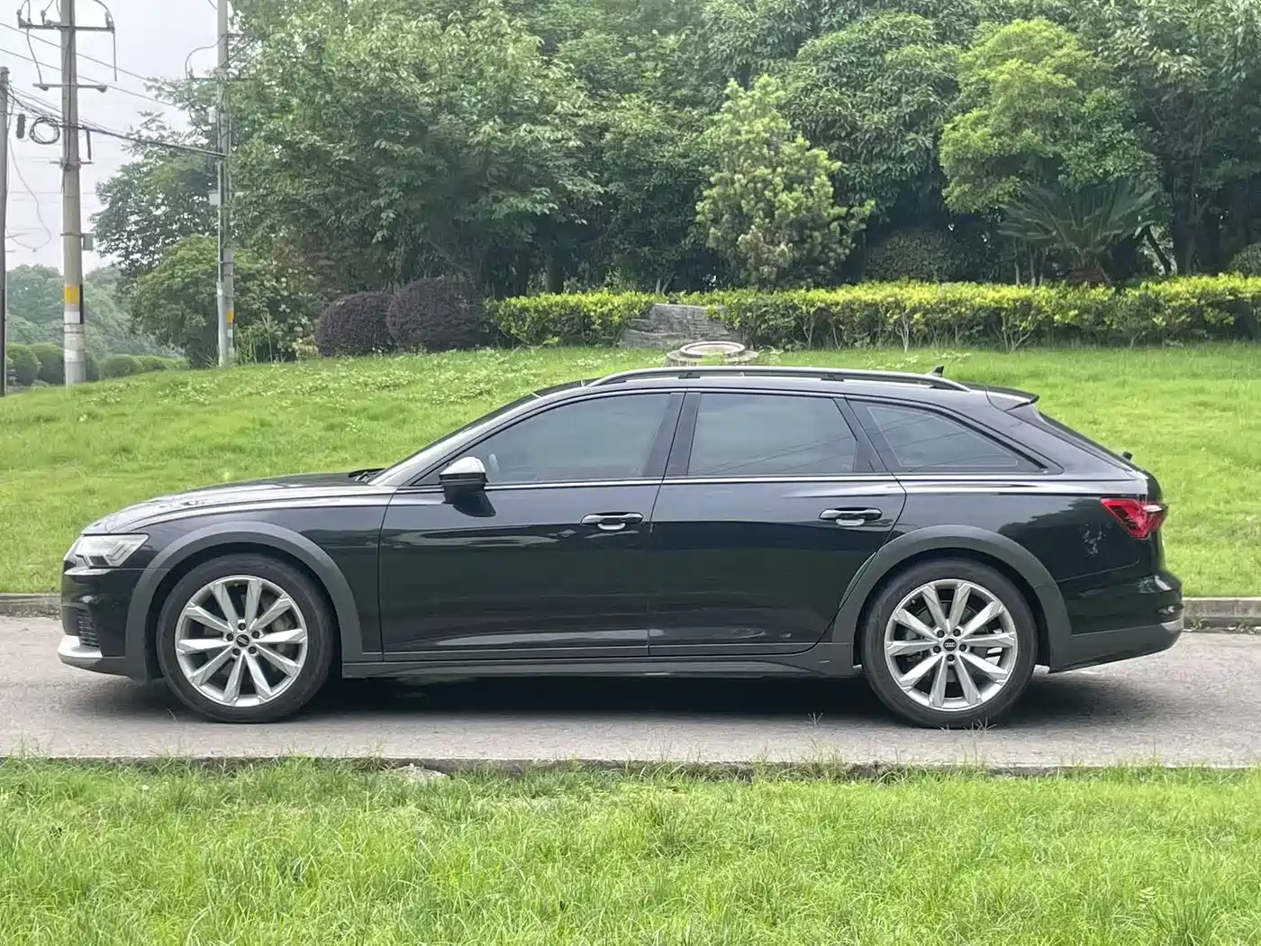 Audi A6 (Import) 2021 allroad quattro Explorer 55 TFSI Premium Off-road фото 24
