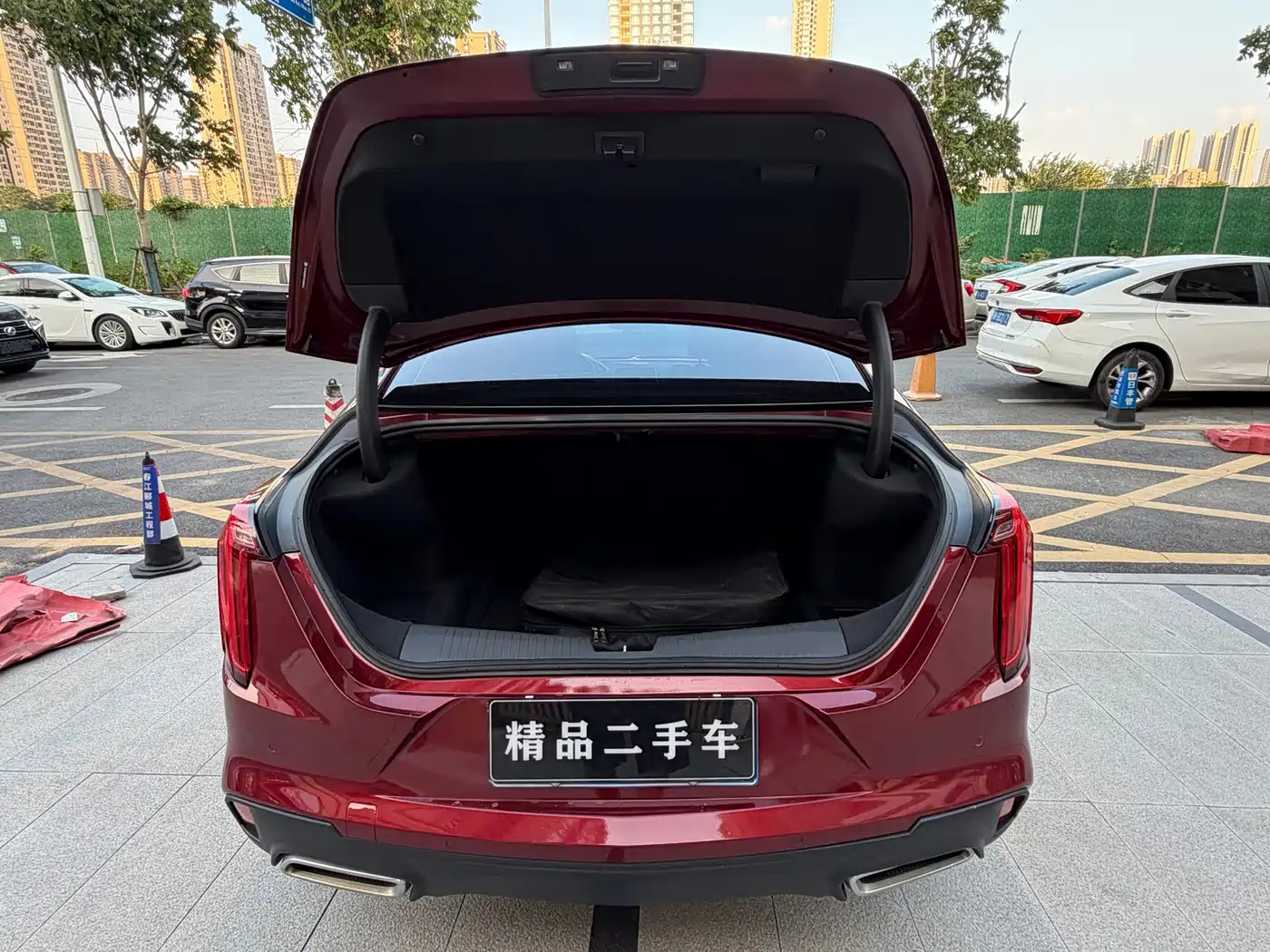 Cadillac CT4 2022 2022 28T Luxury Model