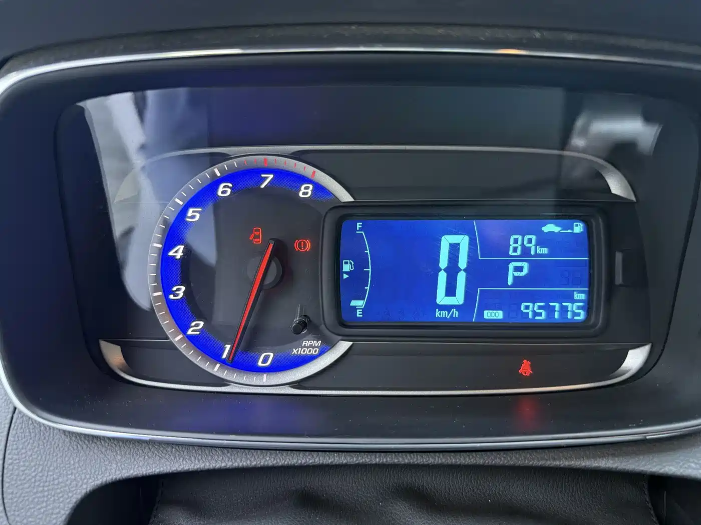 Chevrolet Trax 2016 1.4T Automatic 2WD Comfort Sunroof Edition фото 10