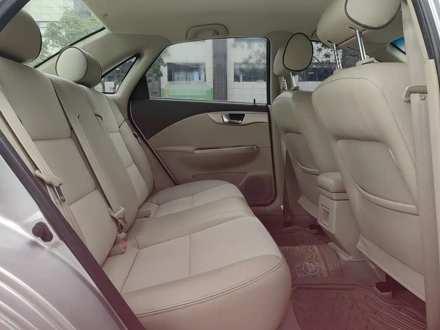 Buick Excelle 2015 1.5L Automatic Classic фото 12