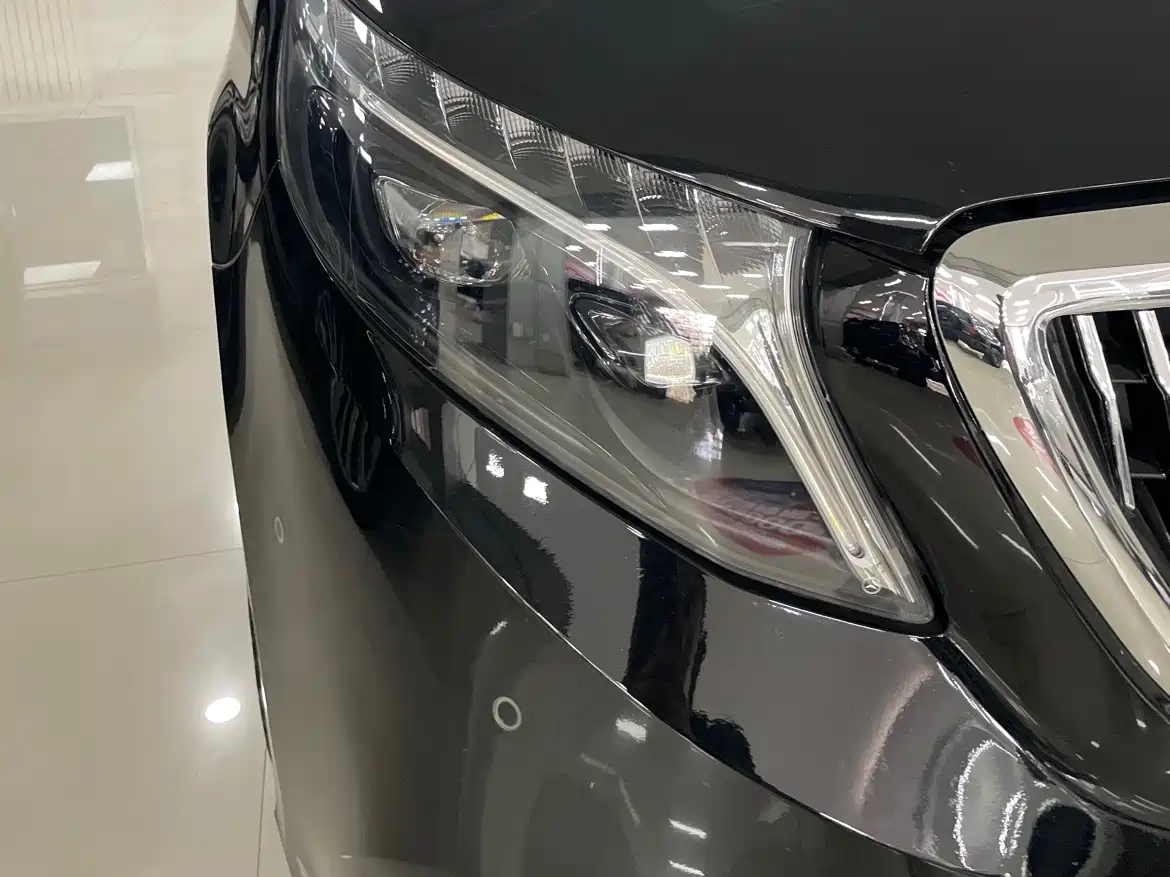 Mercedes-Benz V-Class 2022 V 260 Prestige Edition фото 11