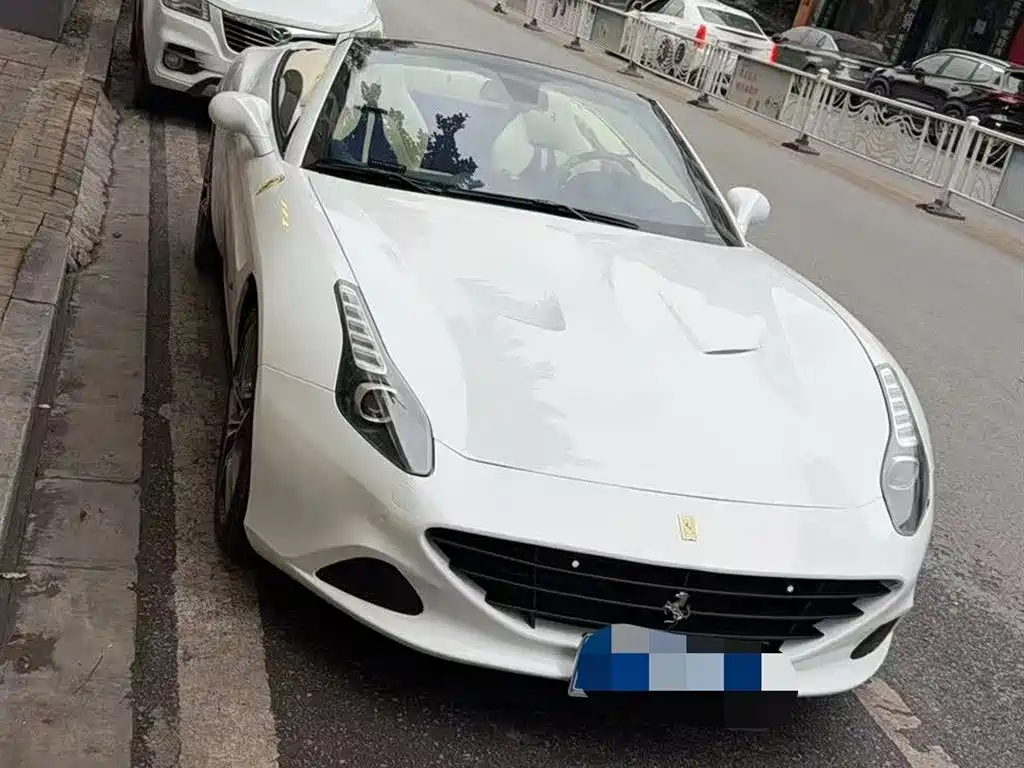 Ferrari California T 2015 3.9T Standard фото 9