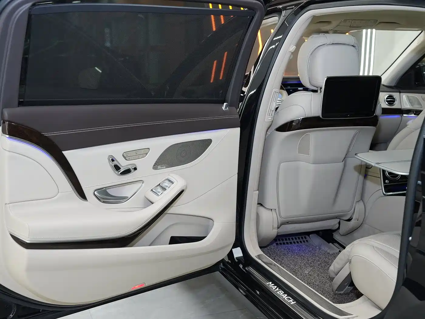 Mercedes-Benz Maybach S-Class 2017 S 500 4MATIC фото 12