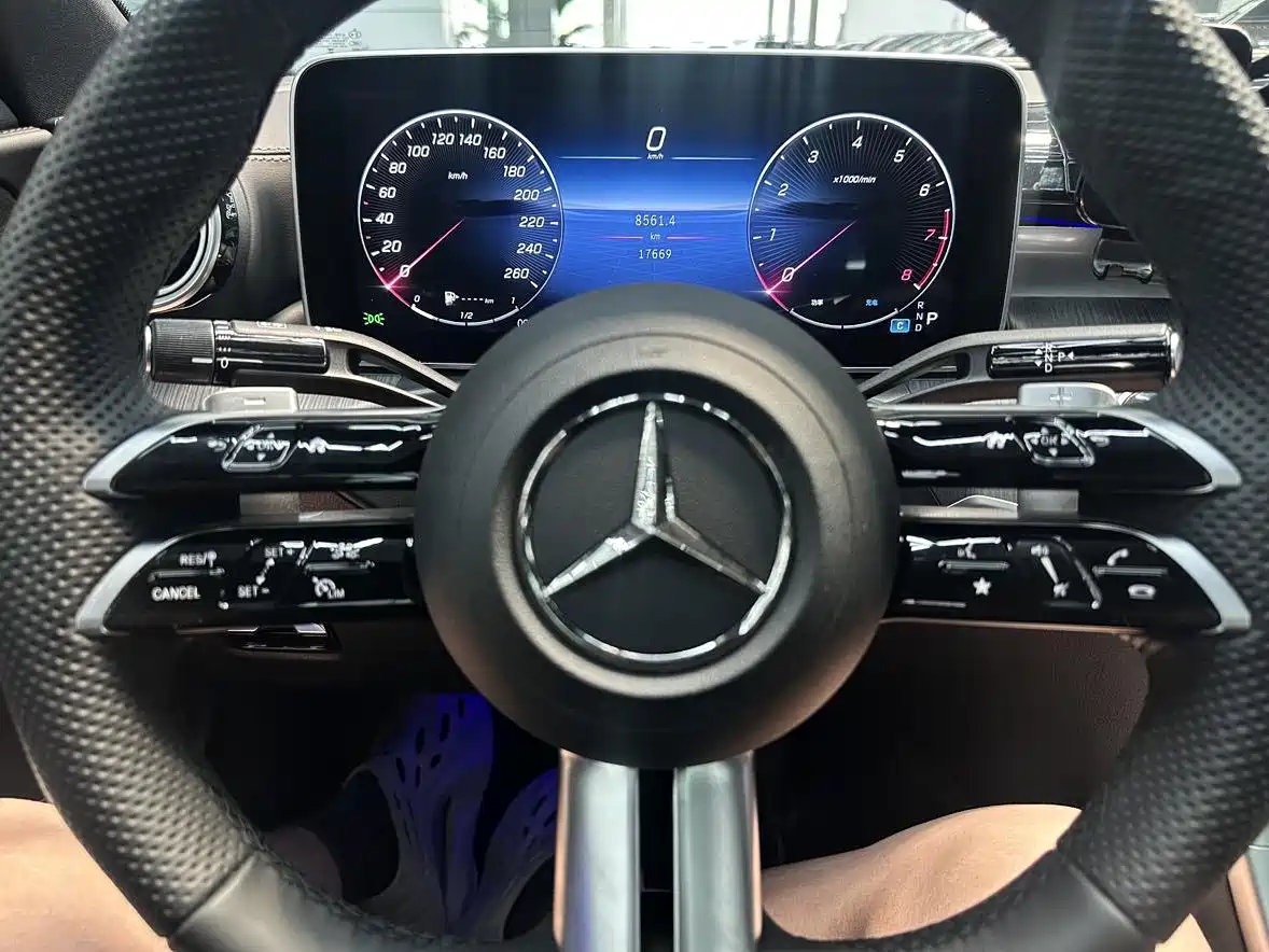 Mercedes-Benz C-Class 2024 C 260 L Sport фото 7