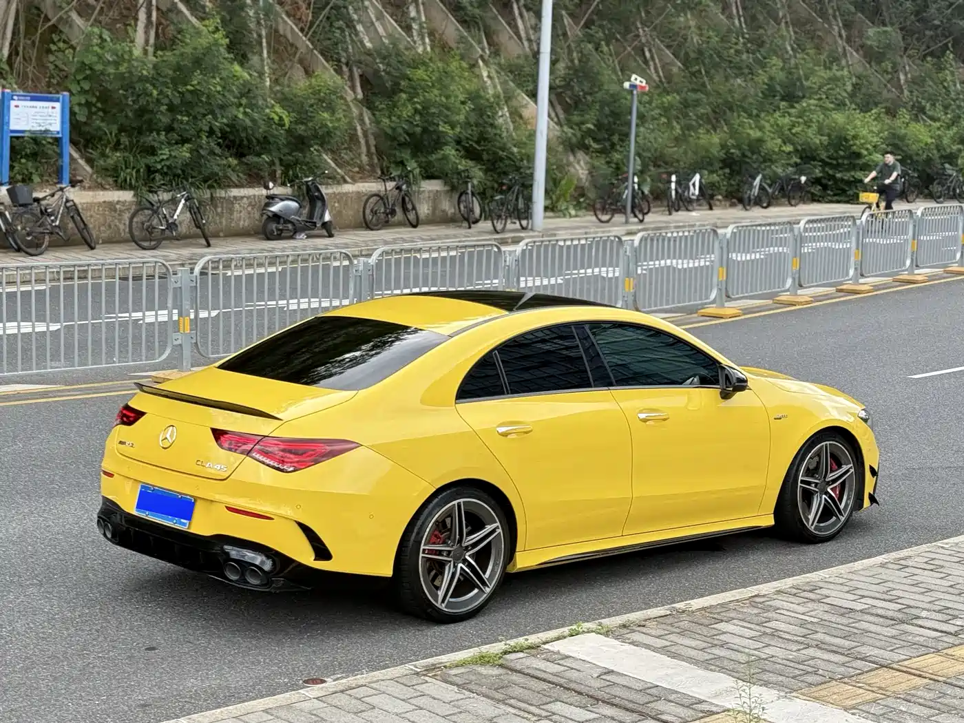 Mercedes-Benz CLA AMG 2021 AMG CLA 45 4MATIC+ фото 10
