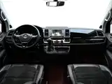 صورة 11 - Volkswagen Multivan