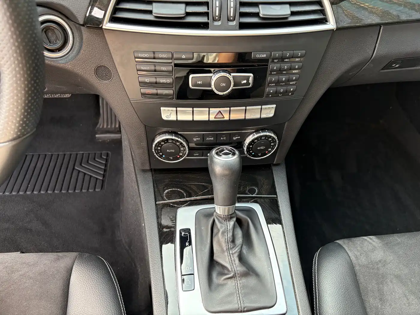 Mercedes-Benz C-Class 2013 C 260 Fashion Grand Edition фото 15
