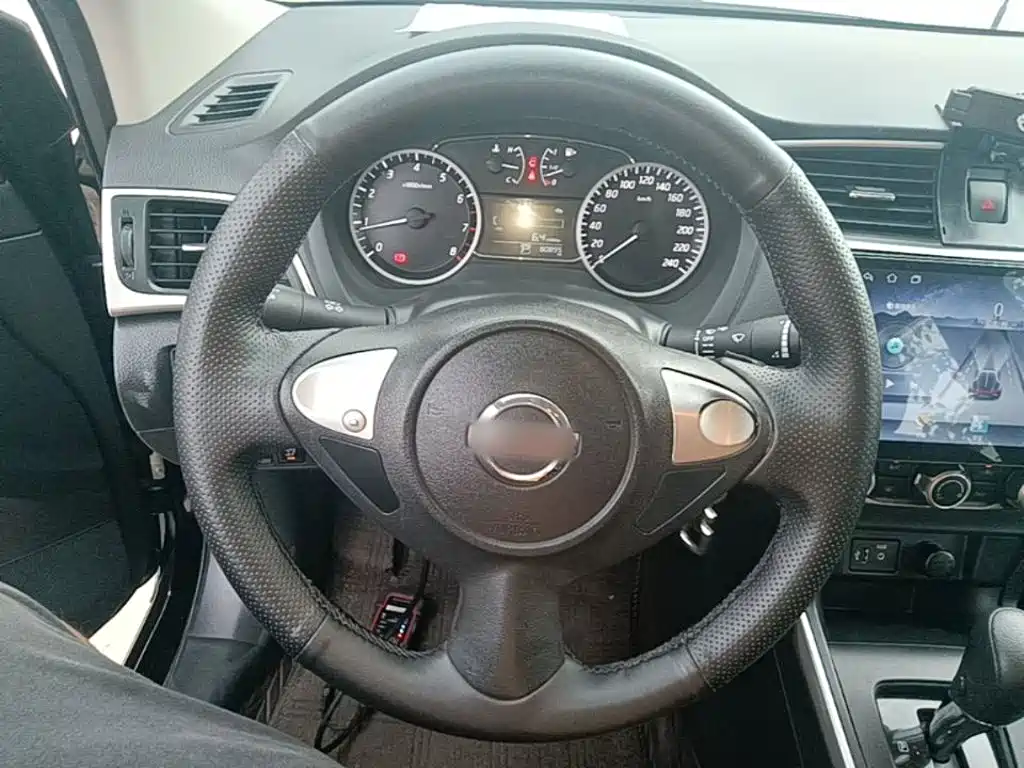 Nissan SYLPHY, миниатюра 11
