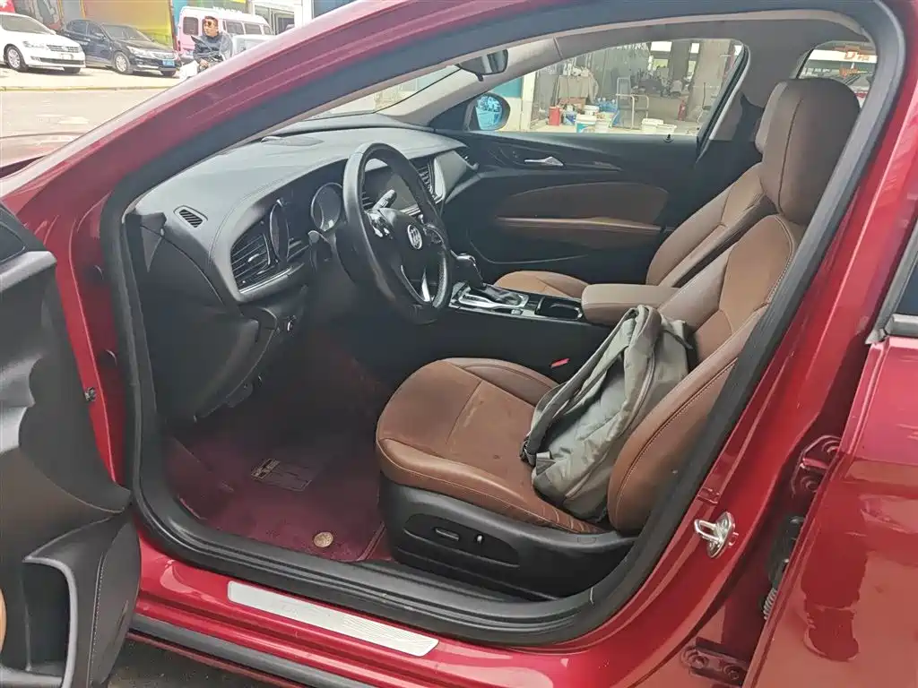 Buick Regal 2017 20T Elite Type фото 15