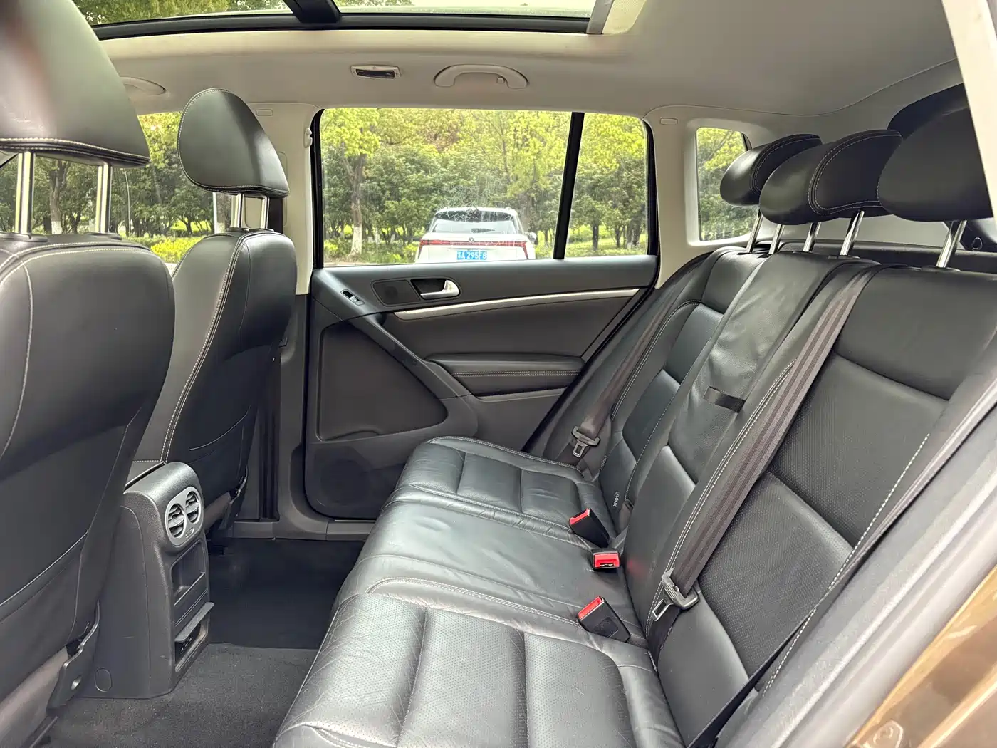 Volkswagen Tiguan 2016 Model 300TSI Automatic 2WD Luxury Edition фото 11