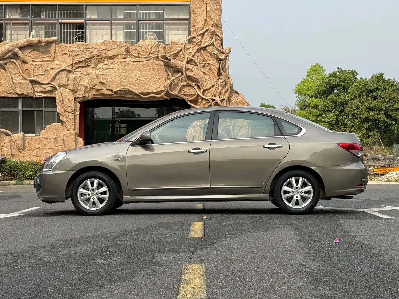 Фото 5 - Nissan Sylphy