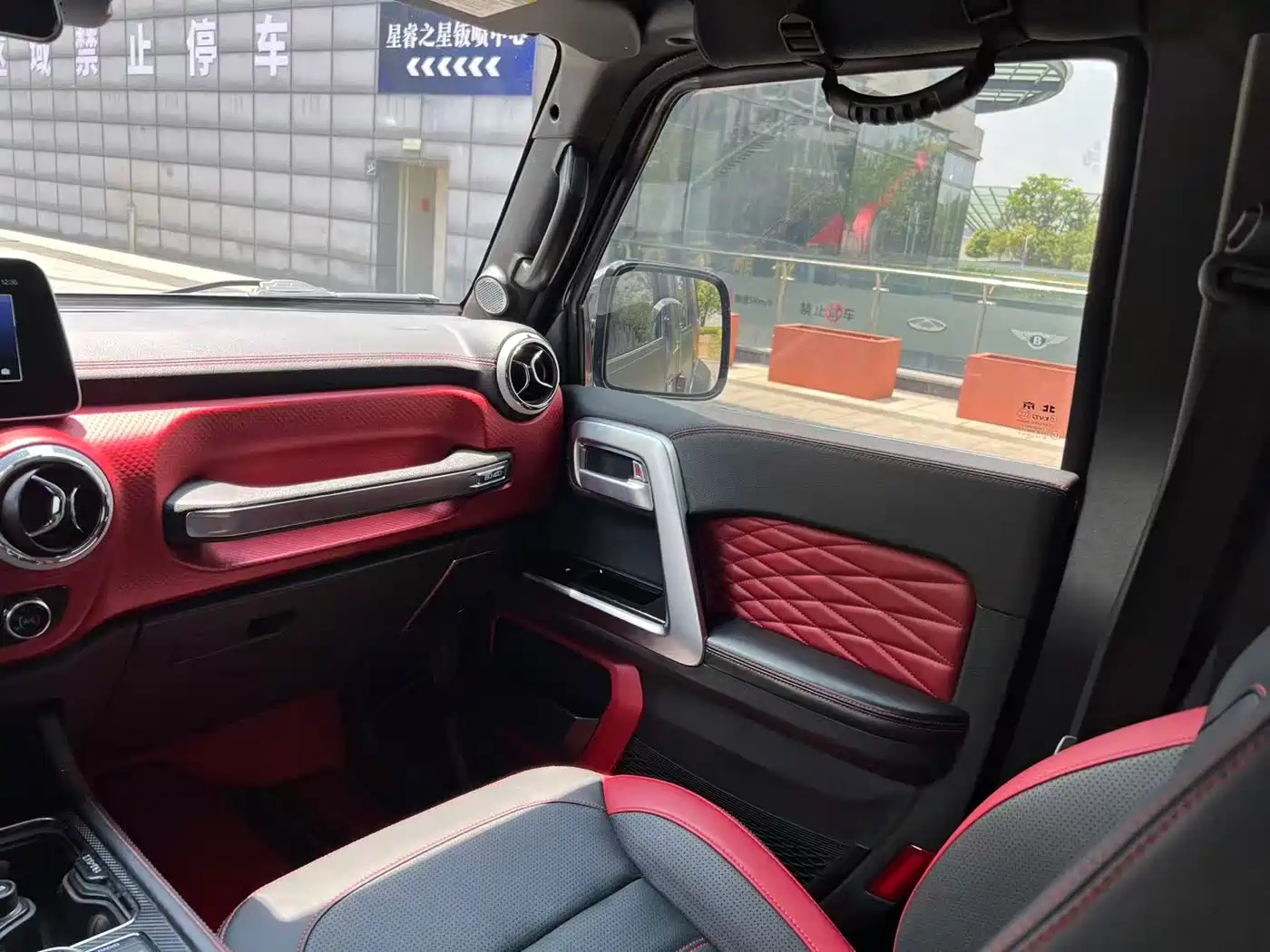 BAIC ORV Beijing Offroad BJ40 2023 2.0D Automatic 4WD Blade Hero Edition Knight Type фото 18