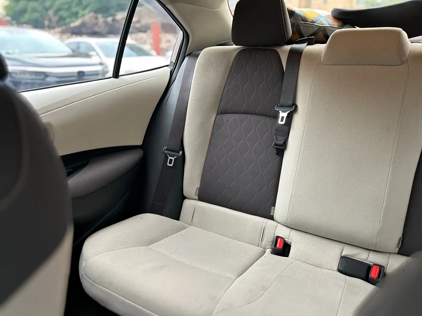 Toyota Corolla 2019 Hybrid 1.8L E-CVT GL-i Elite Edition фото 41