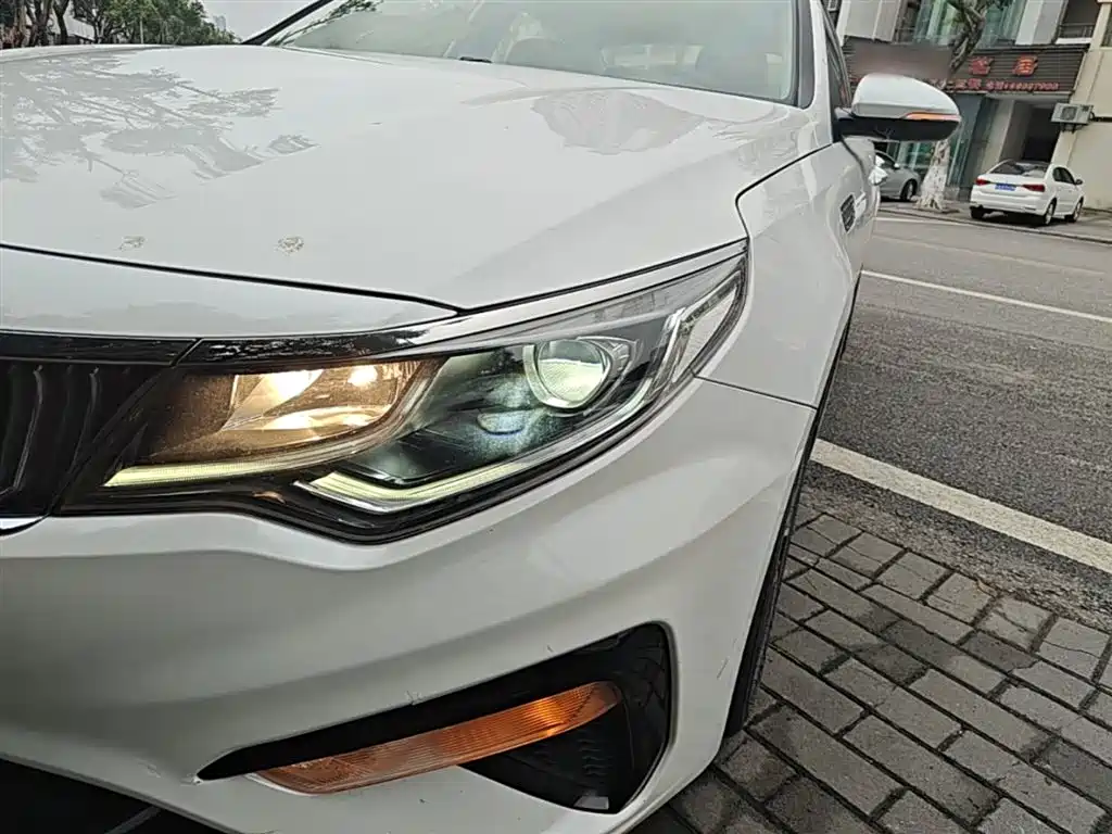 Kia K5 2019 Pro 2.0L Automatic Luxury Edition China V фото 24