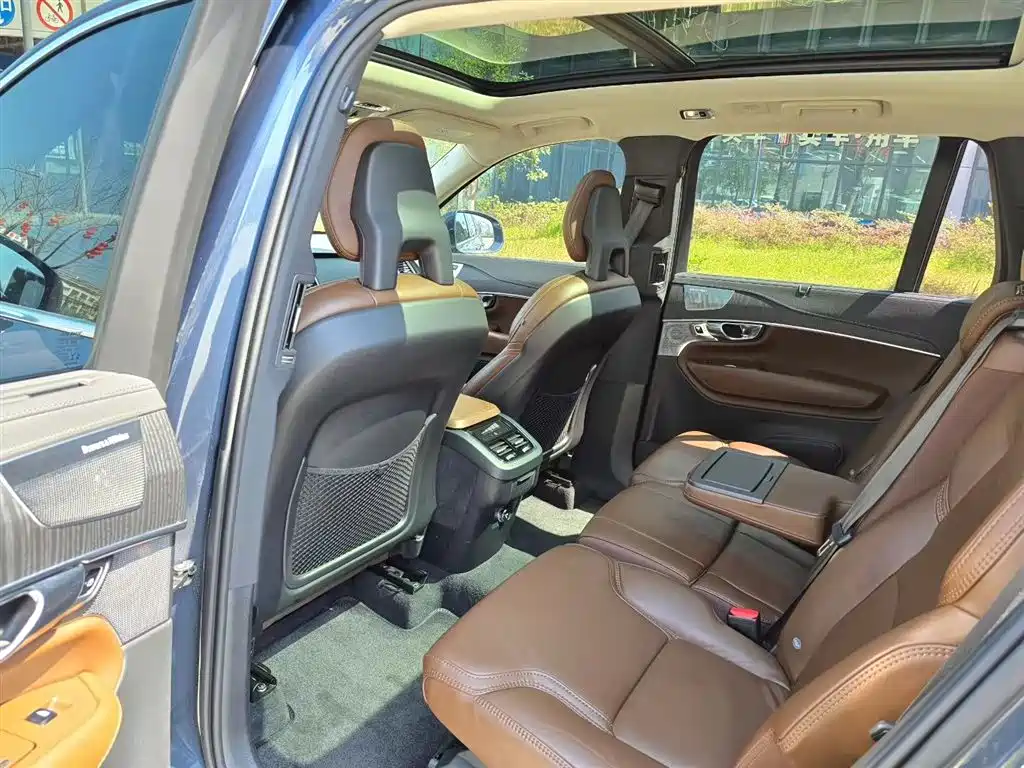 Volvo XC90 2020 Facelift T6 Inscription Luxury 7-Seater фото 6