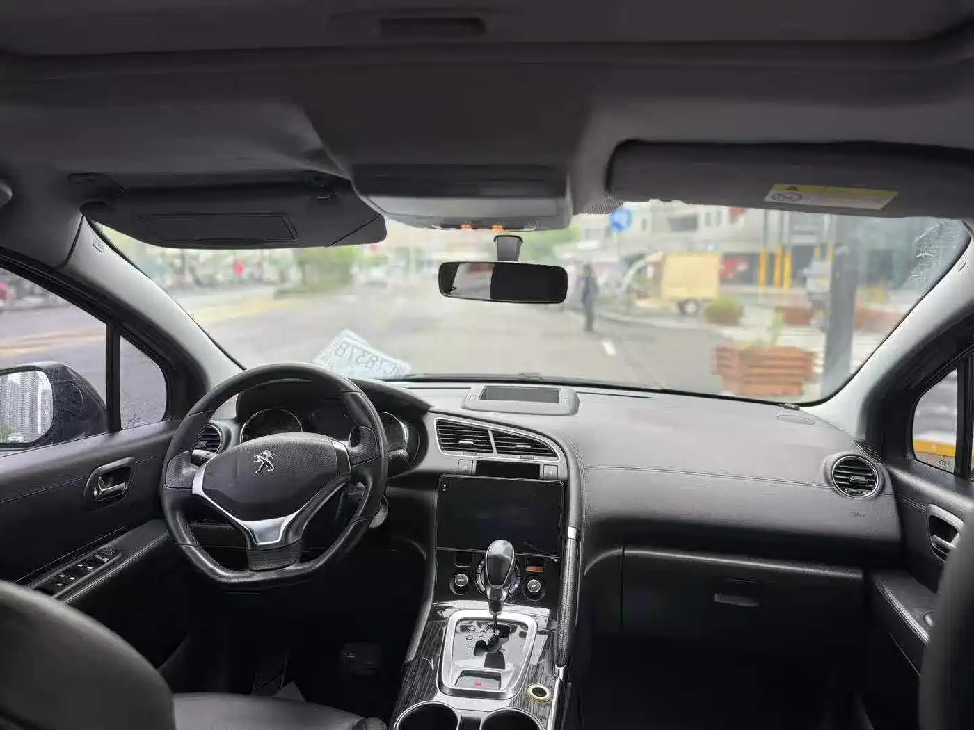 Peugeot 3008 2015 2.0L Automatic Trend Edition фото 6