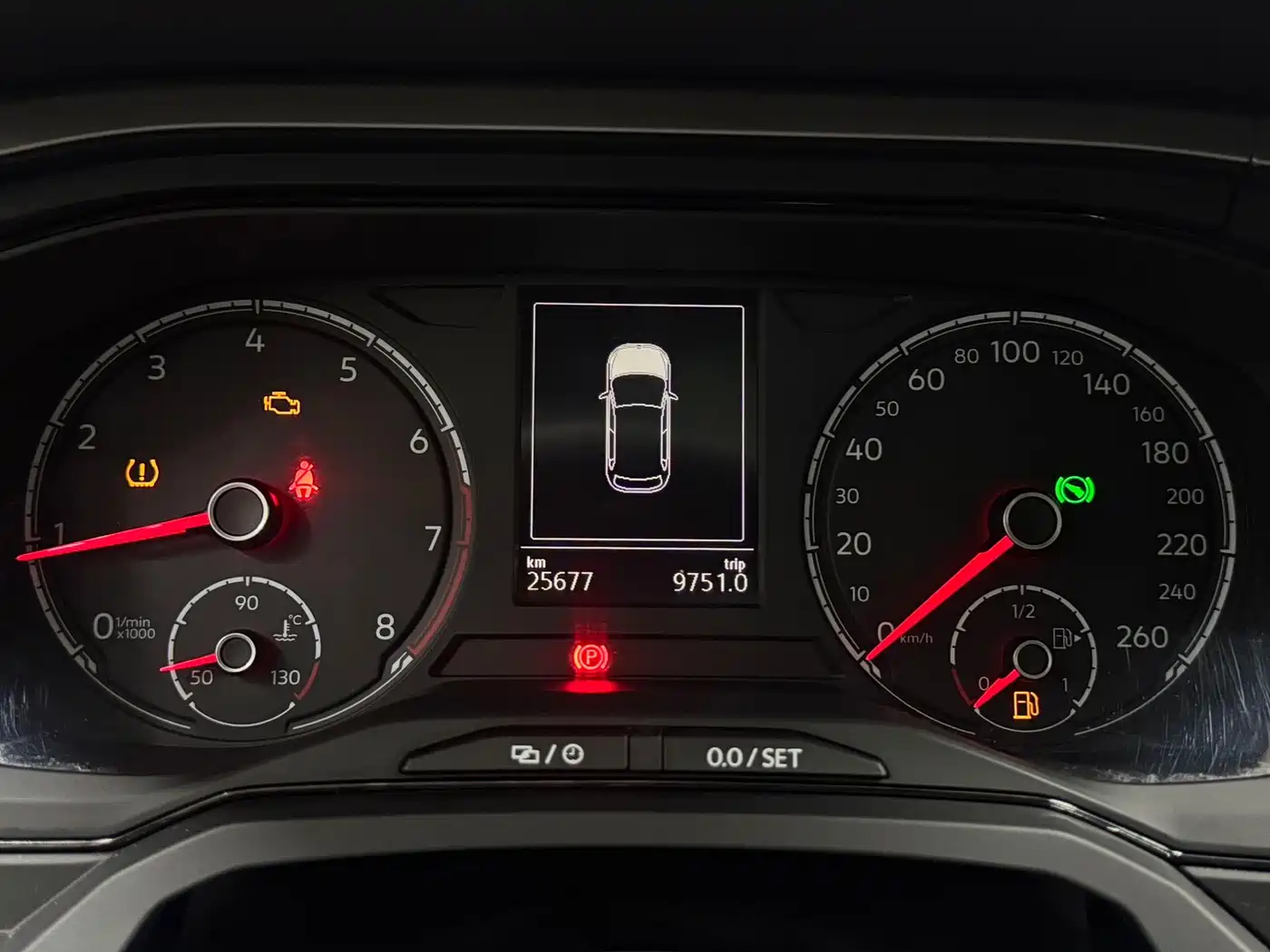 Volkswagen Polo 2021 Plus 1.5L Automatic Panorama Enjoyment Edition фото 21